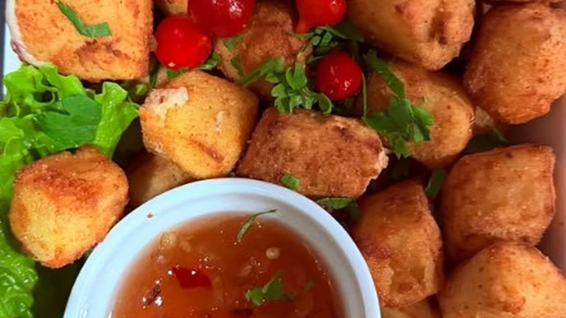 Bolinhos crocantes com pimenta